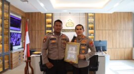 Bripka Joko Hadi Aprianto terima penghargaan dari Kapolri