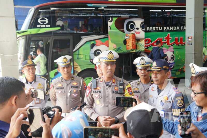Kasatlantas Polres AKP Bayu Pratama Sudirno gelar ramp check di terminal Seloaji