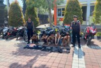 Polres Gresik tangkap 5 pemuda diduga tawuran
