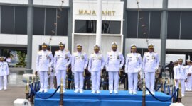 Wadan Kodiklatal Laksda TNI Eko Wahjono hadiri upacara HUT ke-79 TNI AL di Koarmada II