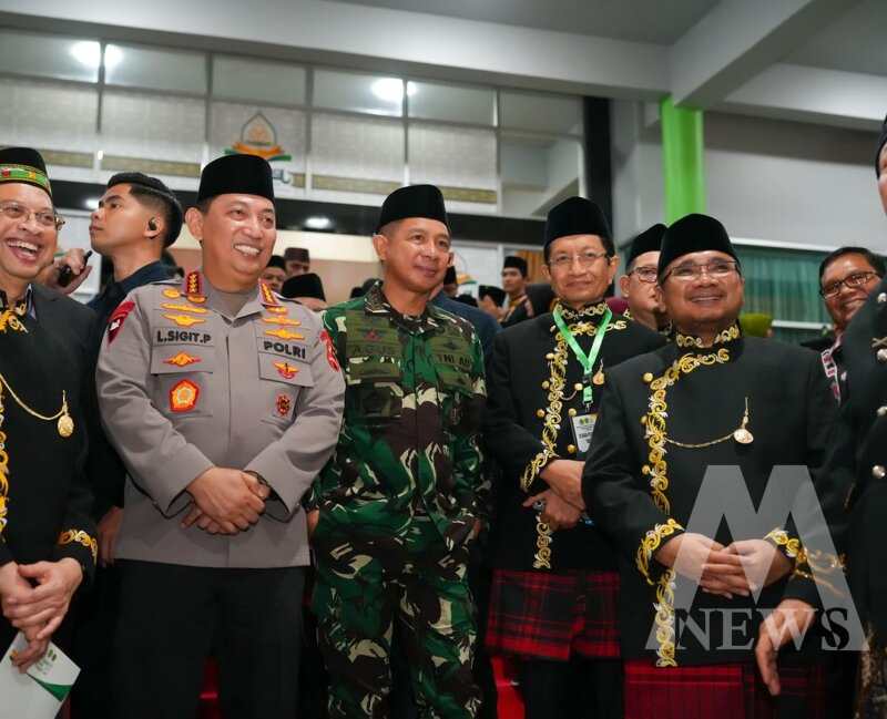 Kapolri Jenderal Listyo Sigit Prabowo dan Panglima TNI Agus Subiyanto di pembuka MTON ke XXX 2024