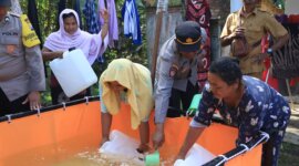 Polres Malang salurkan bantuan air bersih