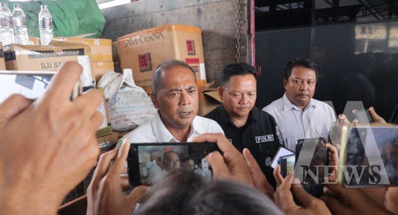 Polres Blitar gagalkan pengiriman arak Bali