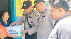 Polsek Purwosari beri Bansos Warga Pelem