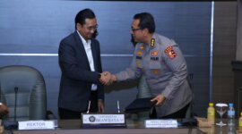 Kombespol Defrian Donimando bersama Rektor UB Prof. Widodo