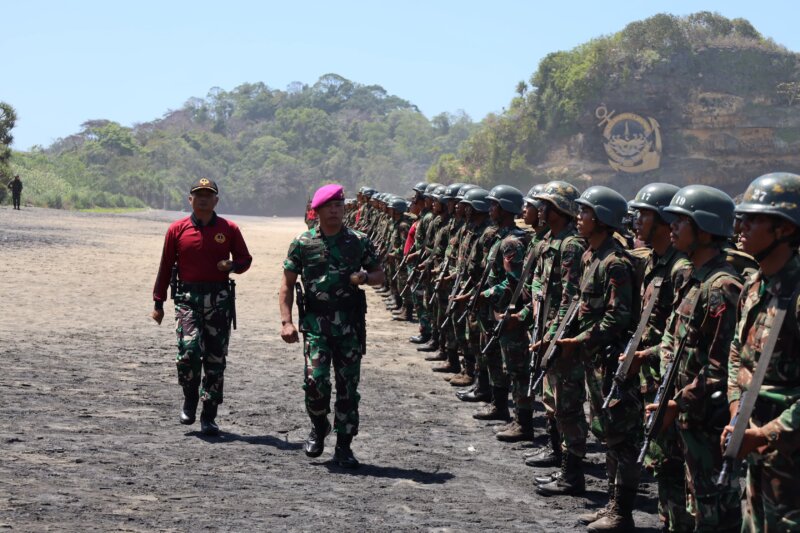 Dankodikmar Kodikalatal Brigjen TNI Marinir Samson Sitohang
