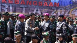 Dankodiklatal Letjen TNI Marinir Nur Alamsyah didampingi Wadan Kodikalatal Laksda TNI Eko Wahjono