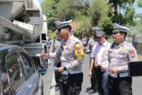 Polisi dan PT KAI Daop 9 Jember Sosialisasi Perlintasan Sebidang
