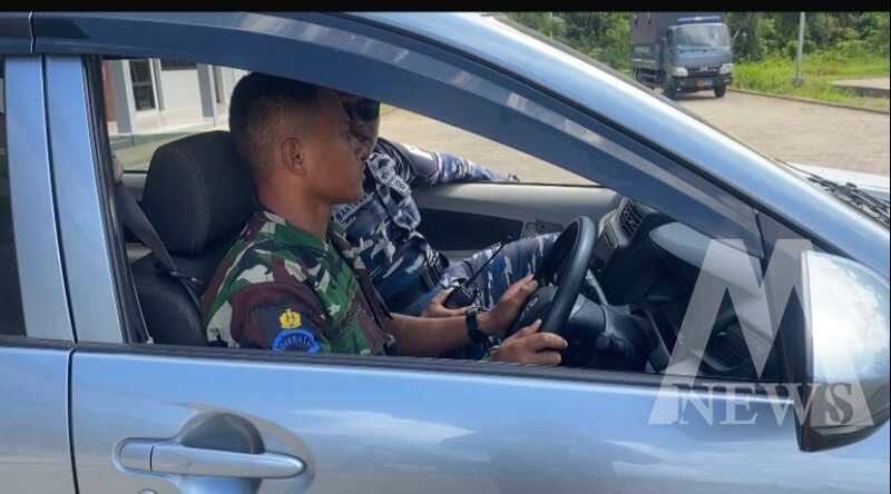 Siswa Satdik - 3 Kodikalatal lakukan pembuatan SIM TNI