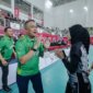 Kapolda Jatim Irjen Pol Drs. Imam Sugianto berikan semangat para atlet voli