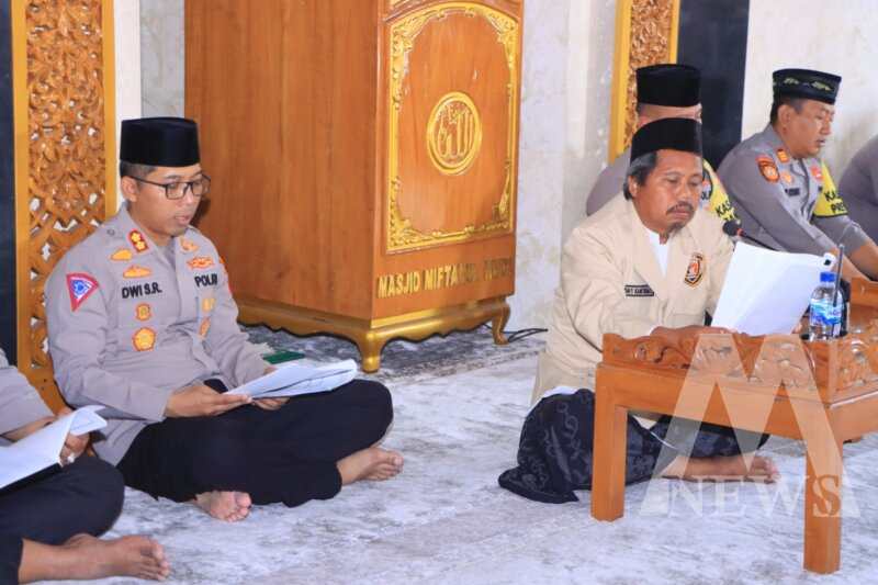 Kapolres Ngawi AKBP Dwi Sumrahadi Rakhmanto ikuti Binrohtal
