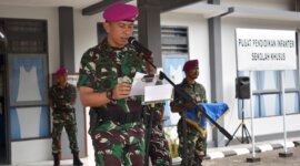 Komandan Pusdikif Letkol Marinir Brian Iwan Prang