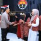 Kadiv Humas Polri Irjen Shandi Nugroho bersama anggota di HUT Humas ke-73