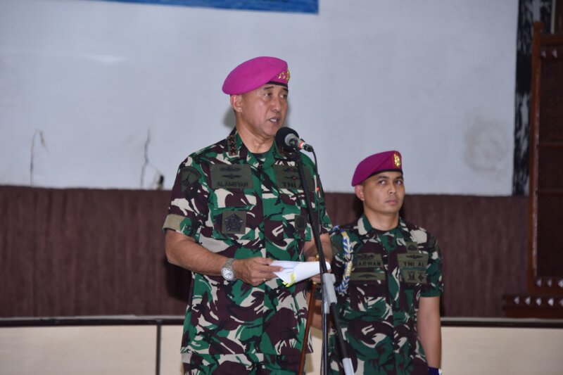 Dankodiklatal Letjen TNI Marinir Nur Alamsyah