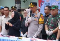 Kapolres Lumajang AKBP Mohammad Zainur Rofik di Operasi Tumpas Narkoba Semeru
