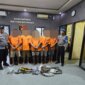 Polsek Asemrowo tangkap 6 pelaku pencurian kabel Telkom