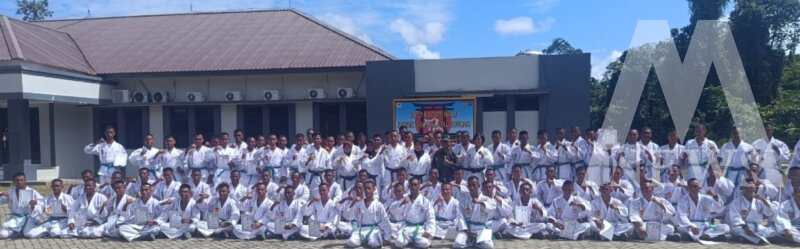 99 Siswa Satdik - 3 Kodiklatal Sorong Ujian Kenaikan Sabuk Karate