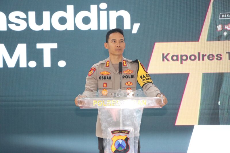 Kapolres Tuban AKBP Oskar Syamsuddin