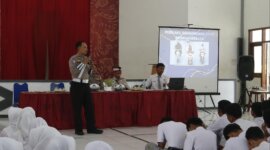 Satlantas Polres Bondowoso edukasi penggunaan sepeda listrik