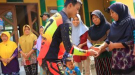 Kapolres Ponorogo AKBP Anton Prasetyo gelar patroli Karhutlah dan Bansos