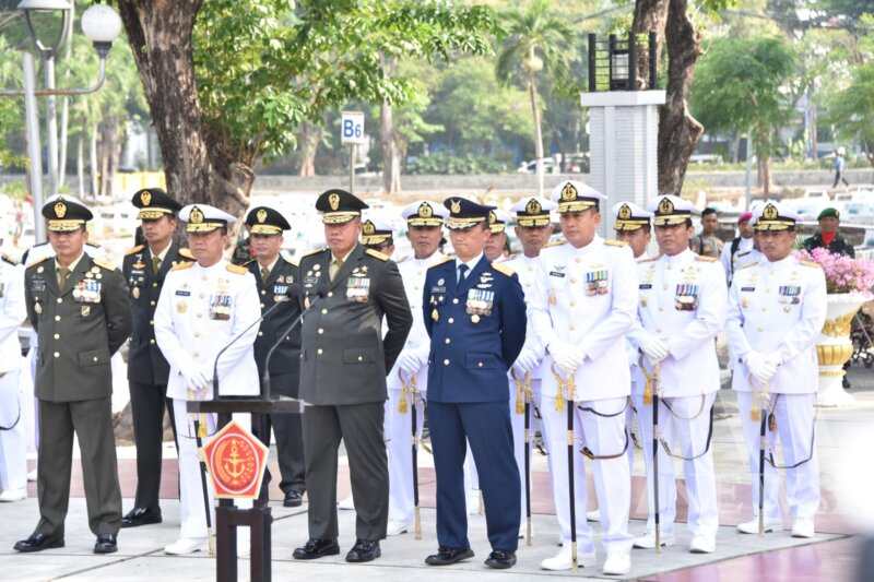 Danpuspenerbal Laksda TNI Sisyani Jaffar hadiri upacara peringatan HUT TNI