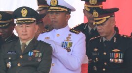 Dansatdik-4 Manado Kolonel Marinir Hendy Dwi Bayu Ardiyanto Hadiri Upacara HUT TNI ke-79