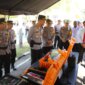Kapolres Magetan AKBP Satria Permana cek ranmor dinas
