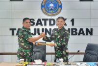 Dansatdik - 1 Tanjung Uban Kolonel Laut (P) I Gede Merta Yasa bersama Irben Itkodiklatal Kolonel Laut (S) Sahroni