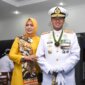 Dankodiklatal Letjen TNI Marinir Nur Alamsyah didampingi Ketua Gabungan Jalasenastri Kodiklatal Ny. Ayu Nur Alamsyah