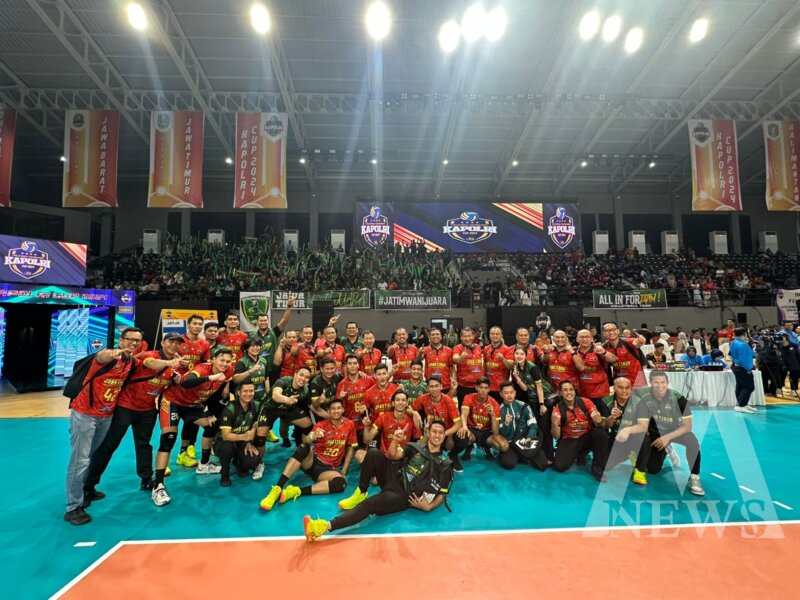 Tim Voli putra putri Polda Jatim