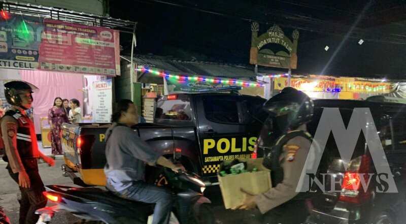 Satsamapta Polres Tanjung Perak Sita 3.667 Botol Miras