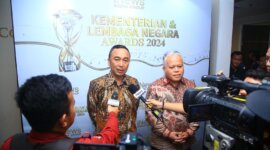Kadiv Humas Polri Irjen Pol Shandi Nugroho terima penghargaan Kementerian dan Lembaga Negara Award 2024