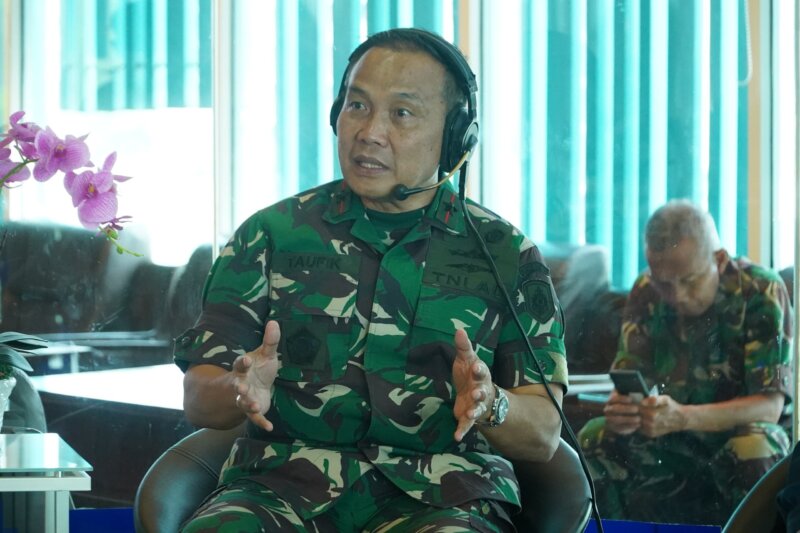 Dankodikdukum Kodiklatal Laksma TNI Dr. Taufik Arief