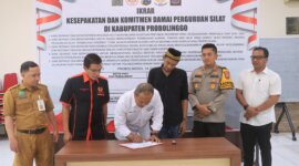 2 perguruan silat gelar ikrar damai di Polres Probolinggo