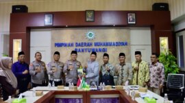 Kapolresta Banyuwangi Kombespol Rama Samtama Putra silaturahmi ke PD Muhammadiyah