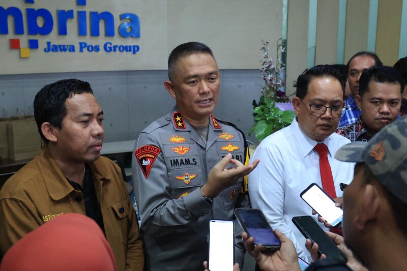 Kapolda Jatim Irjen Pol Drs. Imam Sugianto