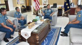 Dankodiklatal Letjen TNI Marinir Nur Alamsyah terima Officer Call Kadiskum AL Laksma TNI Farid Ma'ruf