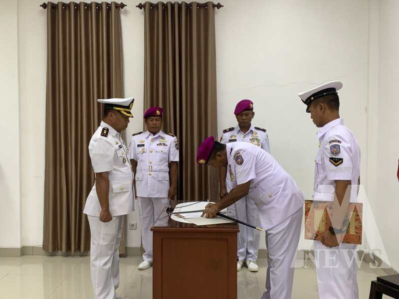 Dansatdik – 4 Kodiklatal Kolonel Marinir Hendy Dwibayu A Sertijab Wadan Satdik – 4