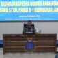 Danpushidrosal Laksdya TNI Dr. Budi Purwanto memberikan pembekalan