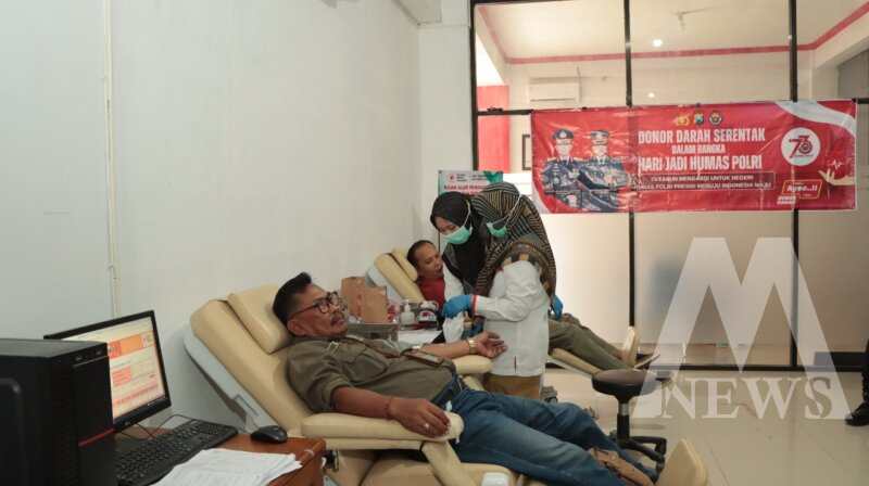 Polres Nganjuk gelar donor darah di HUT Humas Polri