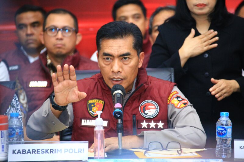 Kabareskrim Polri Komjen Wahyu Widada