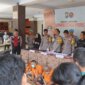 Polisi tangkap tersangka beserta barang buktinya