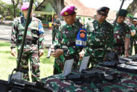 Wadirlat Brigjen TNI Joni Sulistiawan cek kesiapan personel