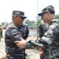 Danlanal Banyuwangi Letkol Laut (P) Hafidz sambut kedatangan pasukan militer Australia