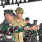 Dankodiklatal Letjen TNI Marinir Nur Alamsyah tinjau gladi serbuan Operasi Amfibi