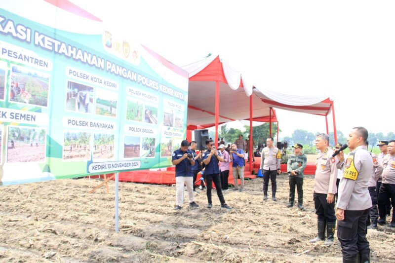 Polres Kediri Kota Tanam Jagung