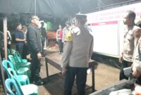 Astama Ops Kapolri Komjen Pol Verdianto Iskandar Bitticaca kunjungan ke posko kemanusiaan erupsi gunung Lewotobi