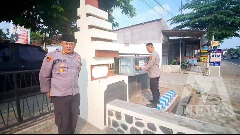 Kapolsek Pace AKP Pujo Santoso gelar Jum'at berkah
