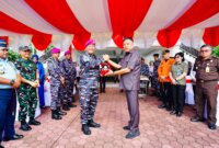 Dankodiklatal Letjen TNI Marinir Nur Alamsyah hadiri kirab siswa Dikmata Satdik-4 Manado