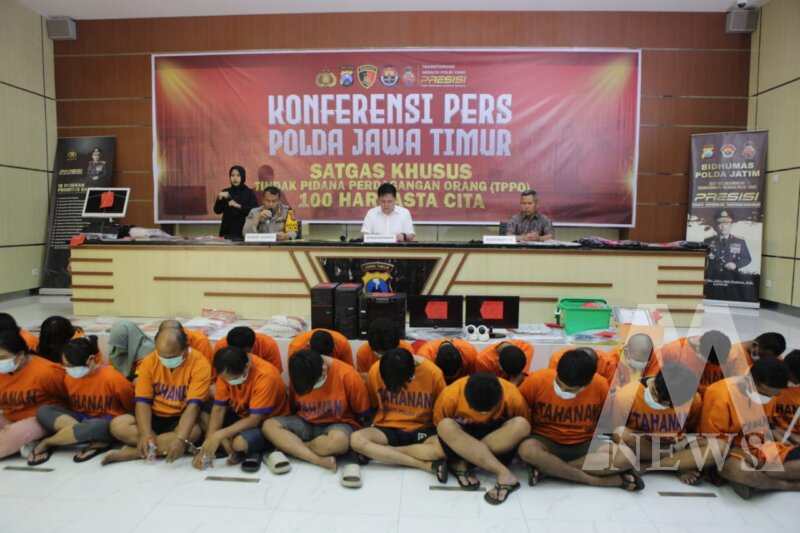Ditreskrimum Polda Jatim ungkap kasus TPPO dan tangkap tersangka